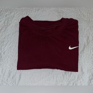 Men’s Nike T-shirt
